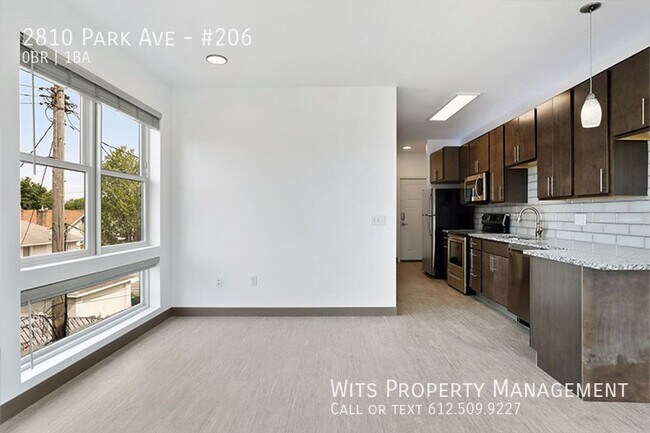 Building Photo - 2810 Park Ave