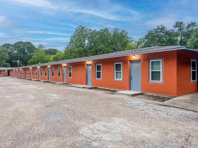 Building Photo - 415 N Beauregard St