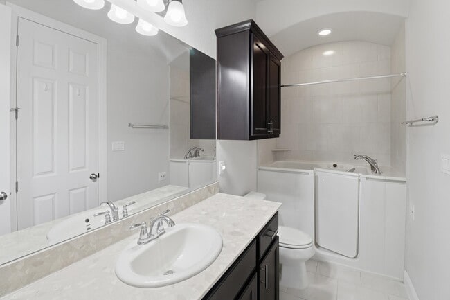 Building Photo - 108 Gemstone