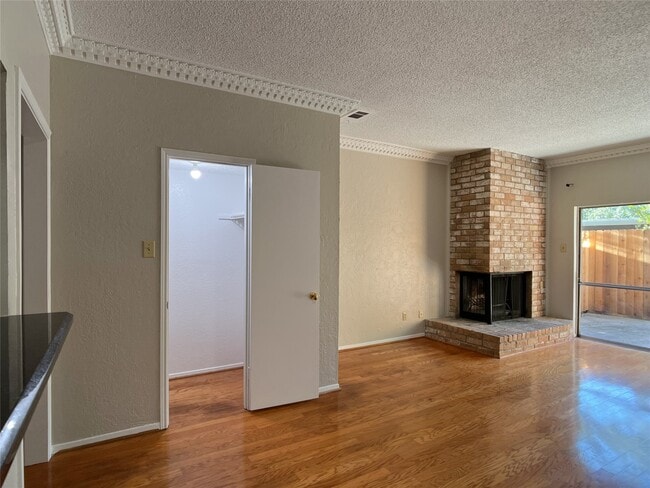 Building Photo - 3737 Wakeforest St