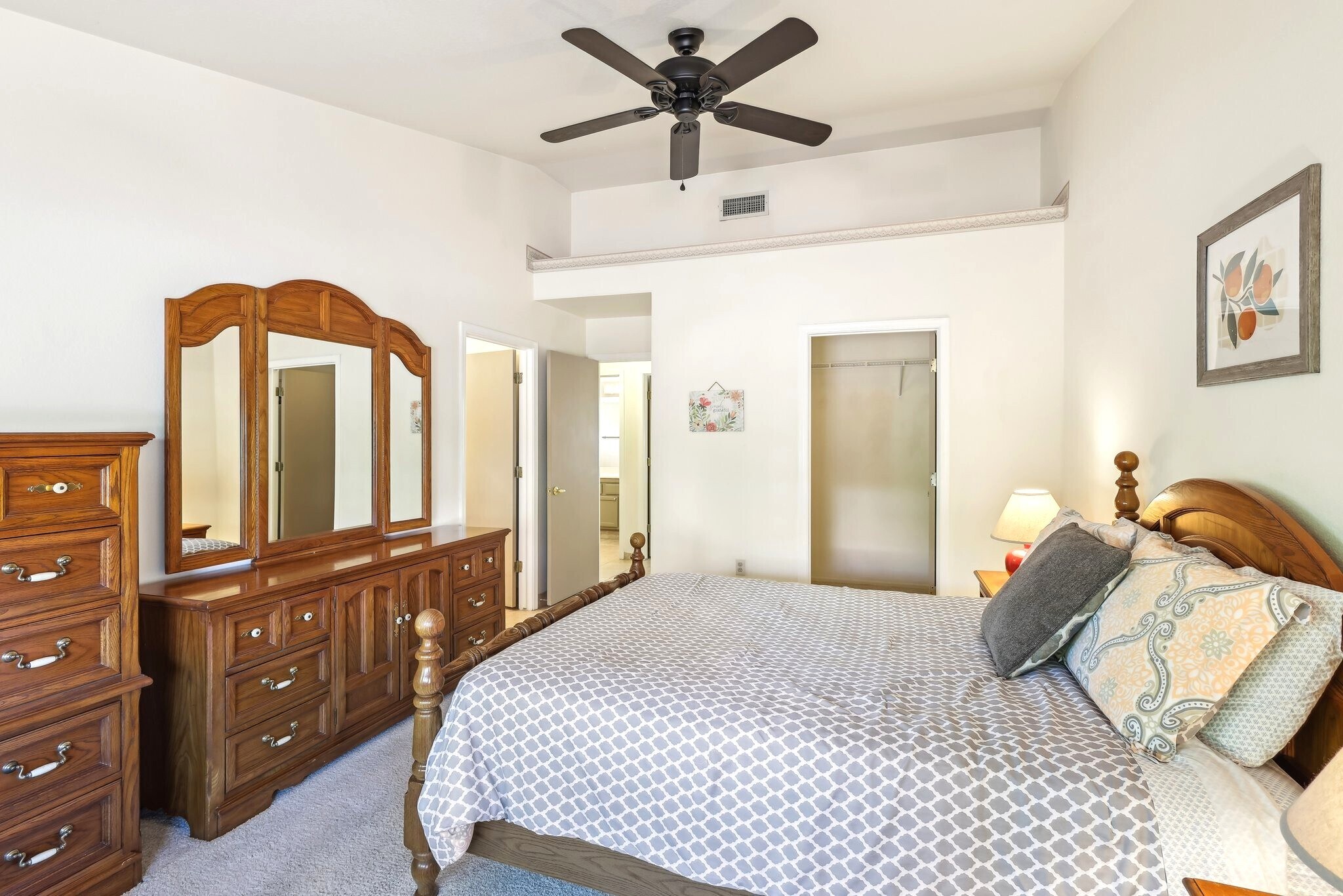 Building Photo - 3013 Sungold Dr