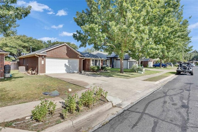 Building Photo - 2625 Gate Ridge Dr