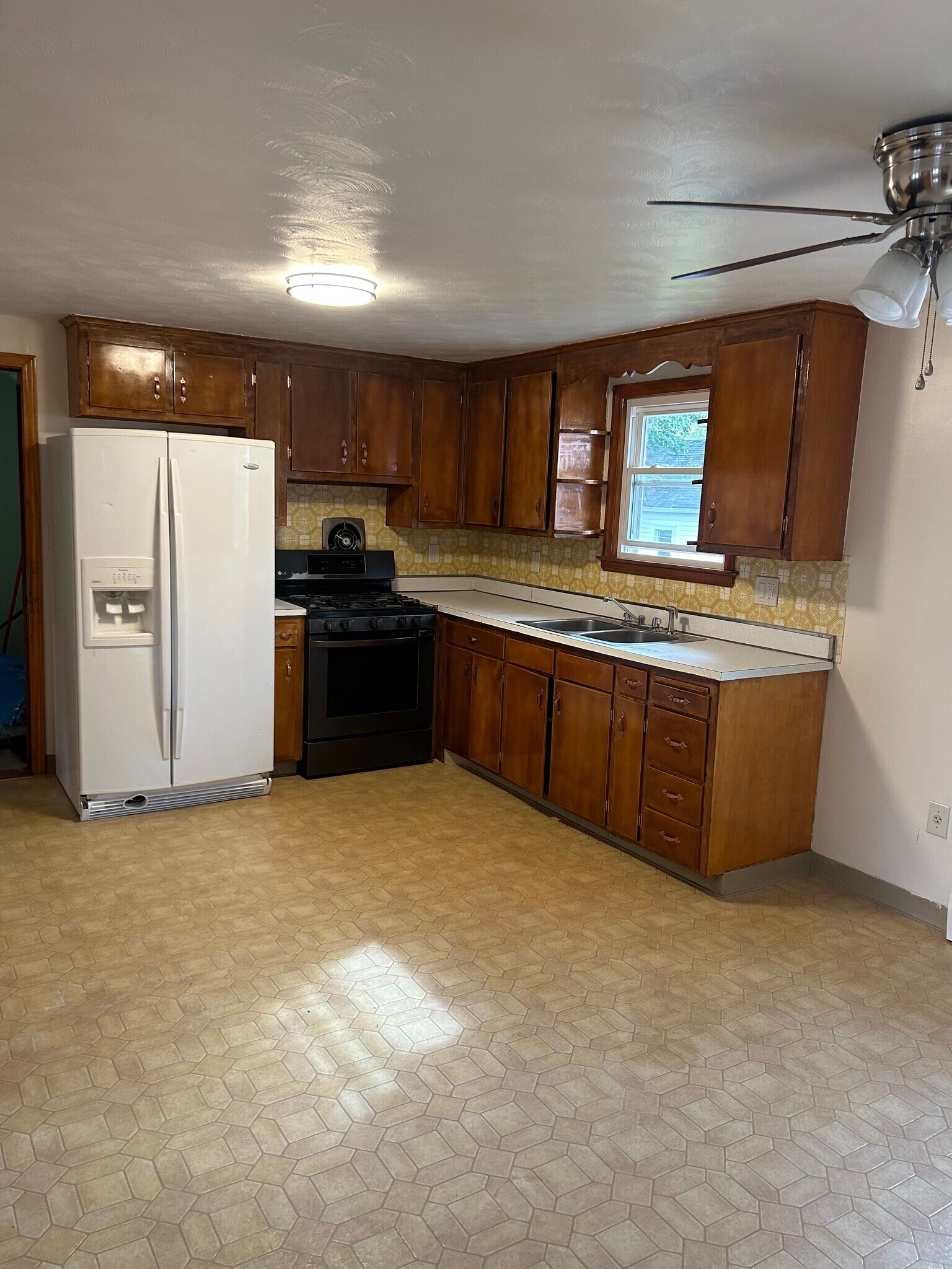 Building Photo - 46 Federal Cir