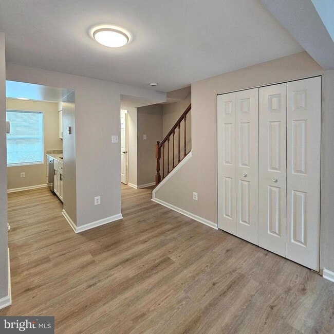 Building Photo - 8473 Aurora Ct