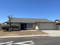 Building Photo - 5540 N 73rd Ave