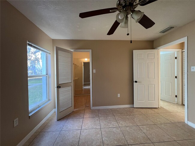 Building Photo - 3815 Bowline Cir