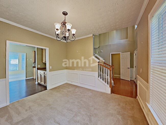 Building Photo - 409 Avery Ct