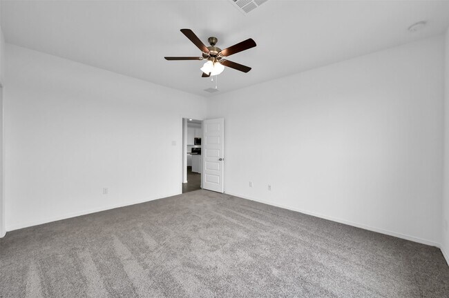 Building Photo - 9699 Caney Trails Rd