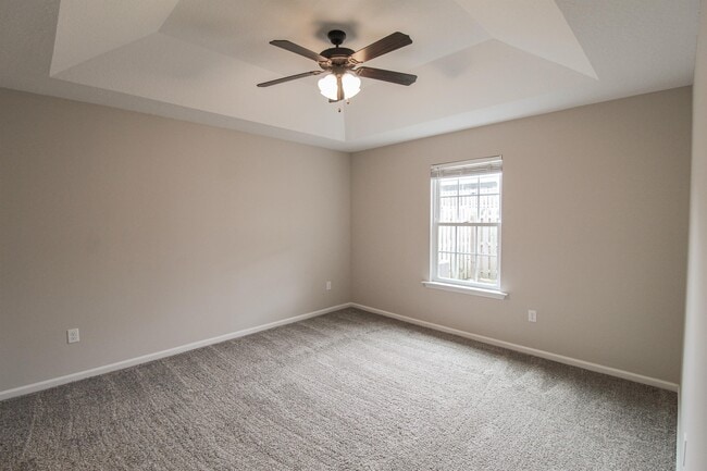 Building Photo - 417 Andover Dr