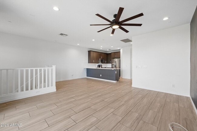 Building Photo - 4631 S Element