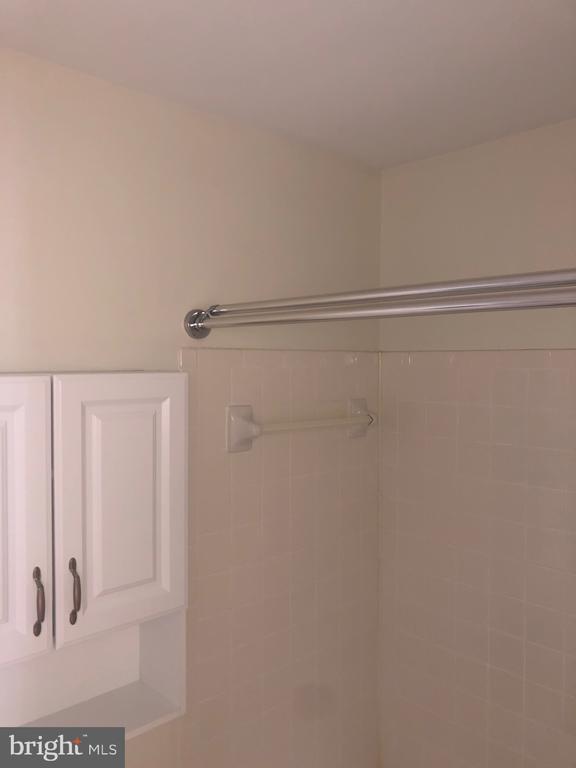 Building Photo - 14104 Valleyfield Dr