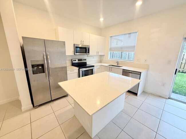 Building Photo - 16302 SW 291st Ter