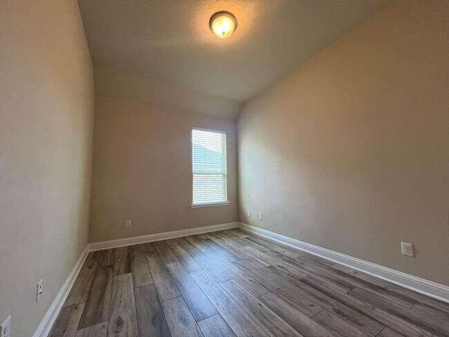 Building Photo - 8506 Clarkman Ridge Ln