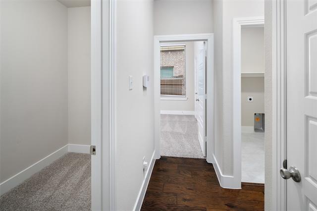 Building Photo - 1204 Yellowthroat Dr