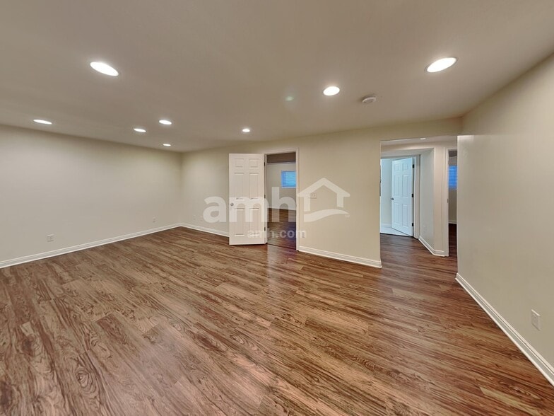 Building Photo - 3354 W 500 N