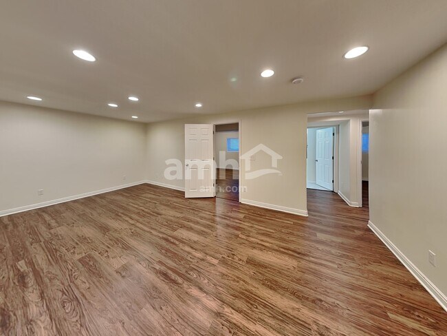 Building Photo - 3354 W 500 N