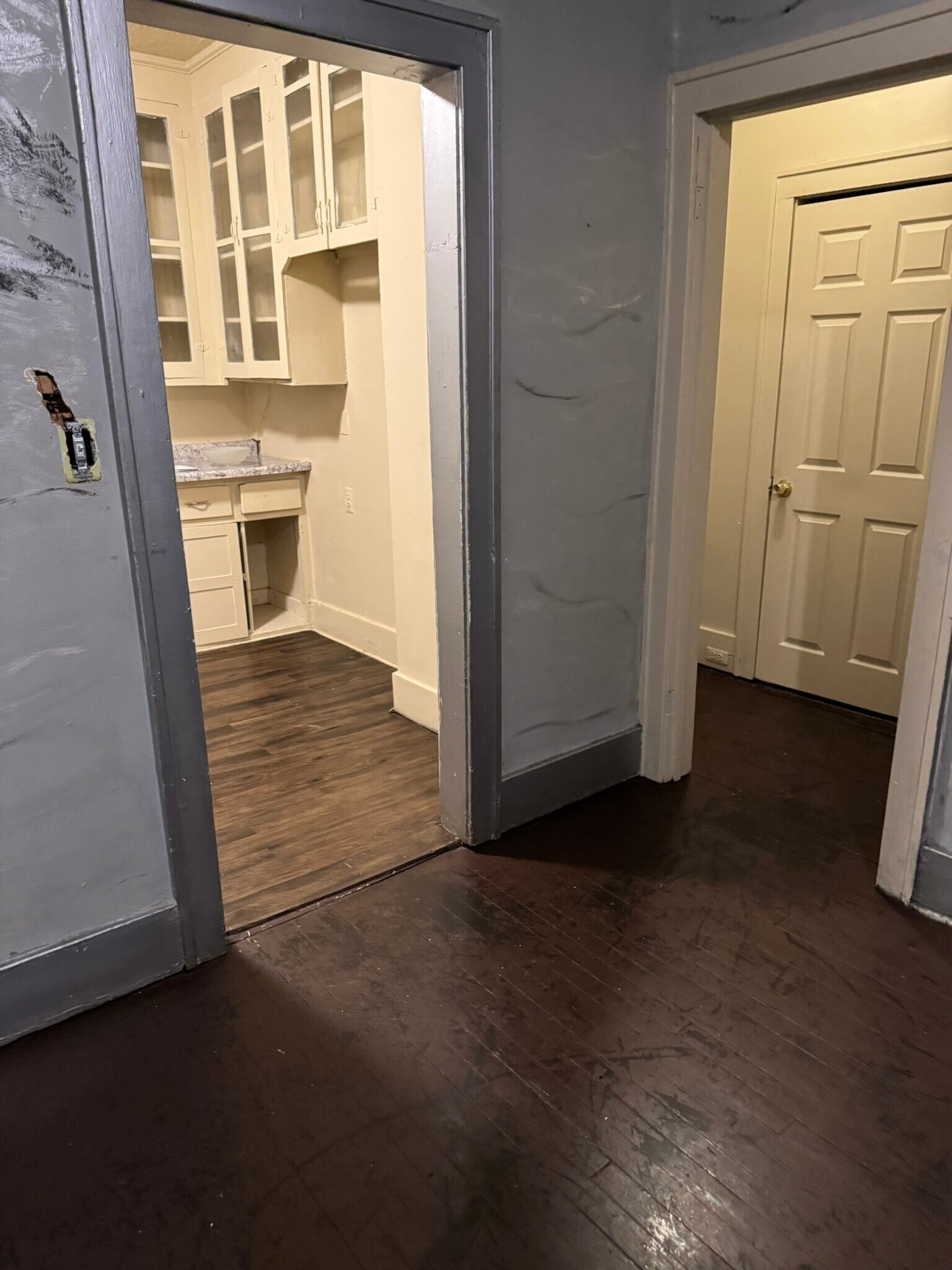 Building Photo - 5036 Dailey Ave