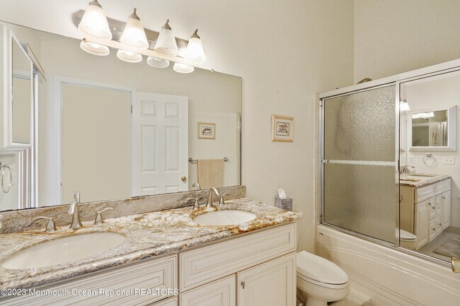 Building Photo - 192 Tarpon Dr