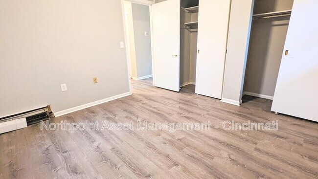 Building Photo - 3599 Schwartze Ave