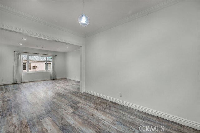 Building Photo - 124 Pass