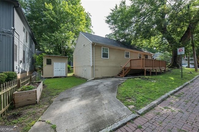 Building Photo - 503 Connally St SE