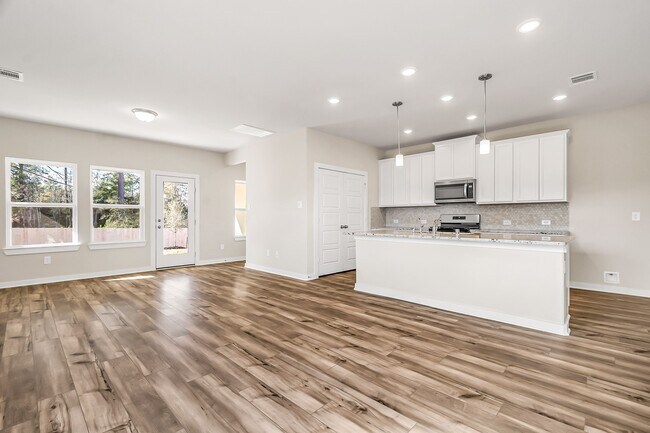 Building Photo - 17925 Canopy Trce Ct
