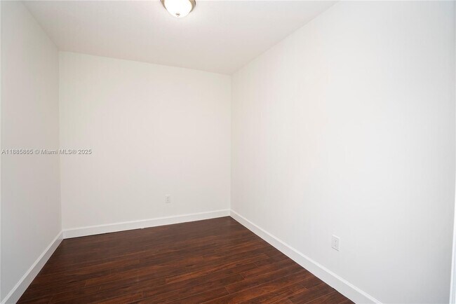 Building Photo - 1300 Ponce de Leon Blvd
