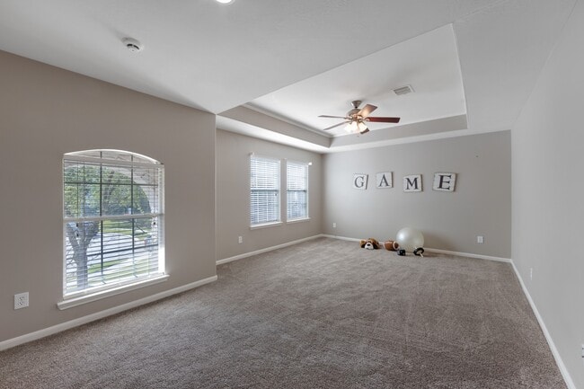 Building Photo - 9810 Spring Alp Ct