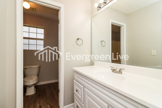 Building Photo - 6365 Topaz Trail