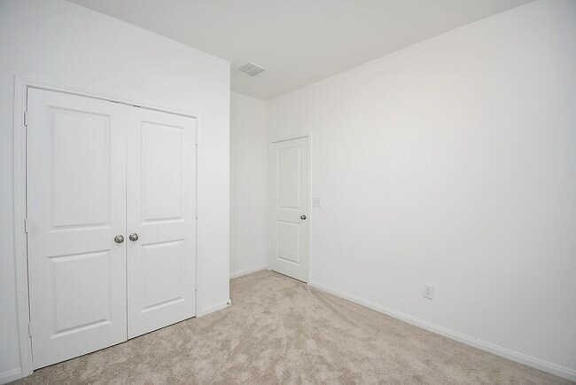 Building Photo - 23407 Honey Spade Rd
