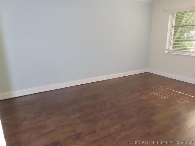 Building Photo - 1501 S Ocean Blvd