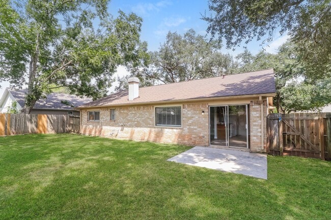 Building Photo - 515 Land Grant Dr