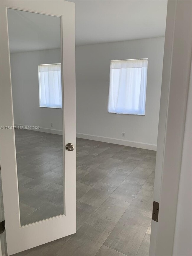 Building Photo - 4411 W Broward Blvd