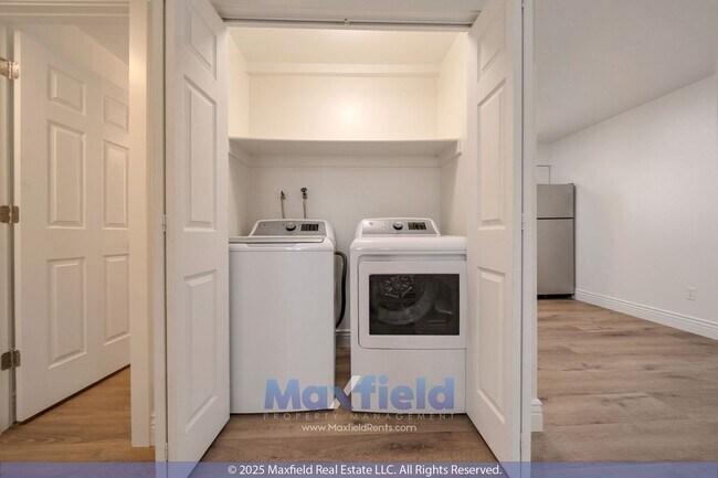 Building Photo - Brookside Lofts -  North Salt Lake 2 BD 1 ...