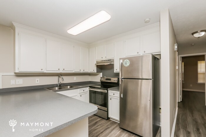 Building Photo - 1440 Chelsea Ln