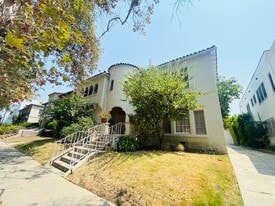 Building Photo - 114 S Sycamore Ave
