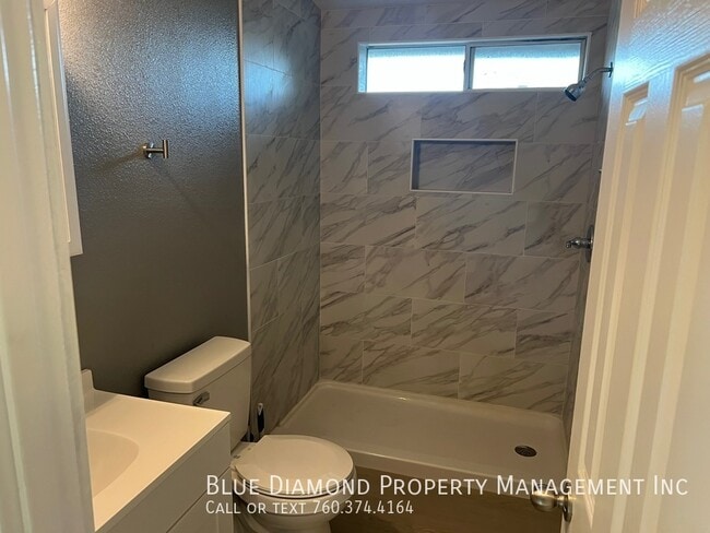 Building Photo - 32219 Leprechaun Ln