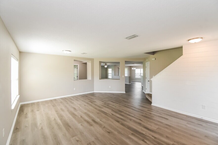 Building Photo - 75047 Brookwood Dr