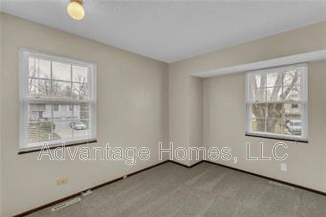 Building Photo - 15908 W Brougham Ct