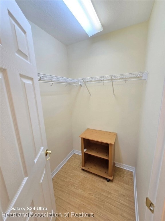 Building Photo - 1401 Valencia Ave