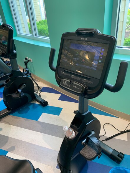 Building Photo - 513 High Tide Ln