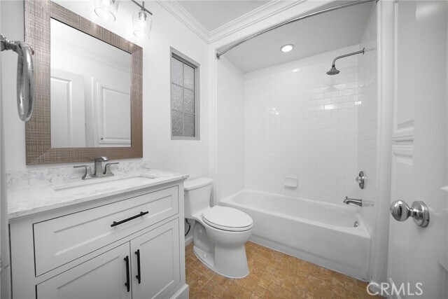 Building Photo - 70 Latitude