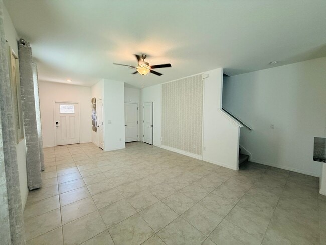 Building Photo - MOVE IN SPECIAL - Townhouse in Land O' Lakes - The Townes at Lake Thomas