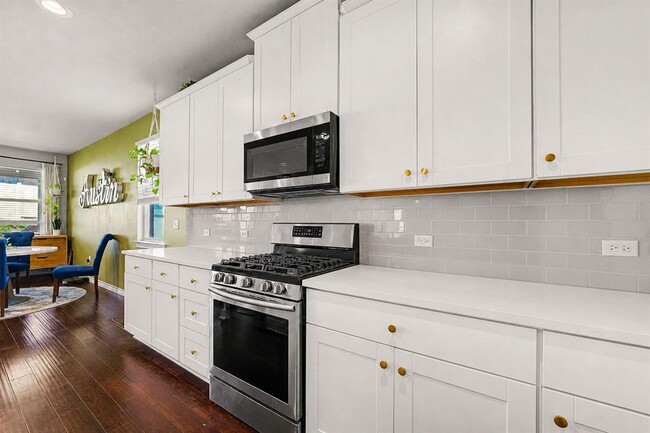 Building Photo - 5809 Lehman Way