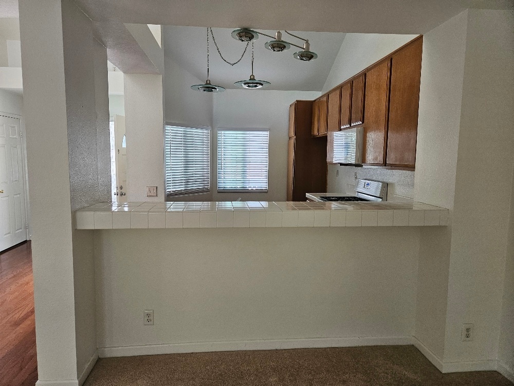 from living room looking to kitchen - 7532 Seaspring Dr