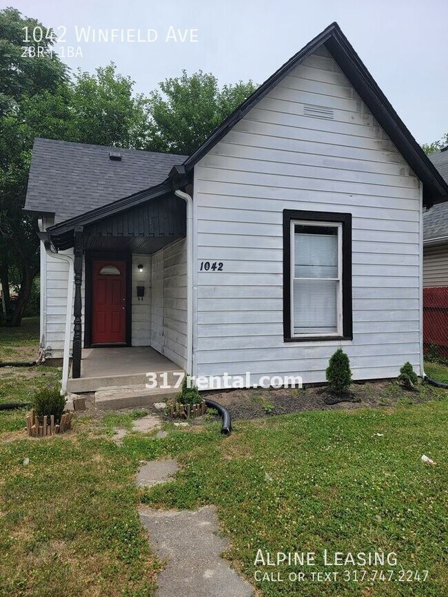 Near Westside 2BR/1BA Home w/Shed! 1042 Winfield Ave Indianapolis IN