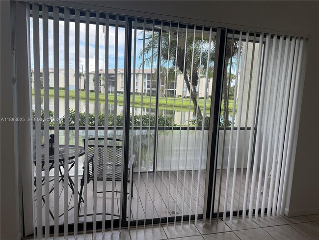 Building Photo - 1101 Green Pine Blvd