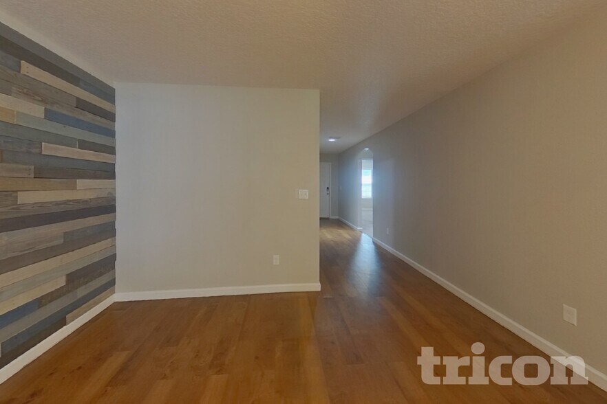 Building Photo - 77094 Crosscut Wy