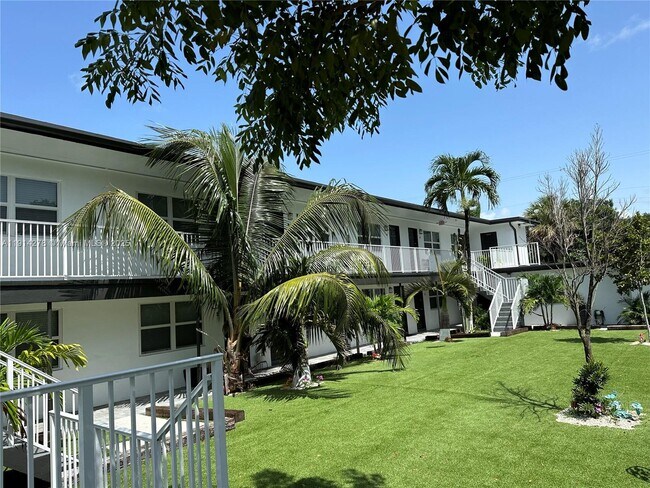 Building Photo - 1821 Thomas St