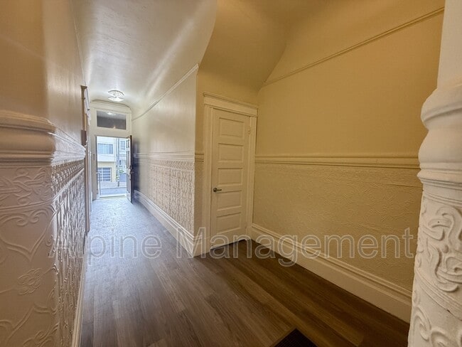 Building Photo - 274 4th Ave